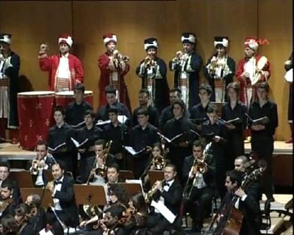 Senfoni ve Mehter Bir Arada