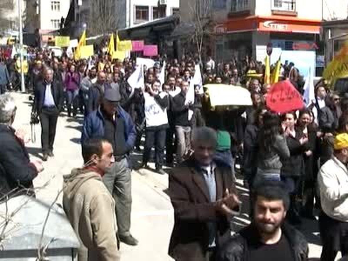 Tunceli ve Elazığ\'da 4+4+4 Protestosu