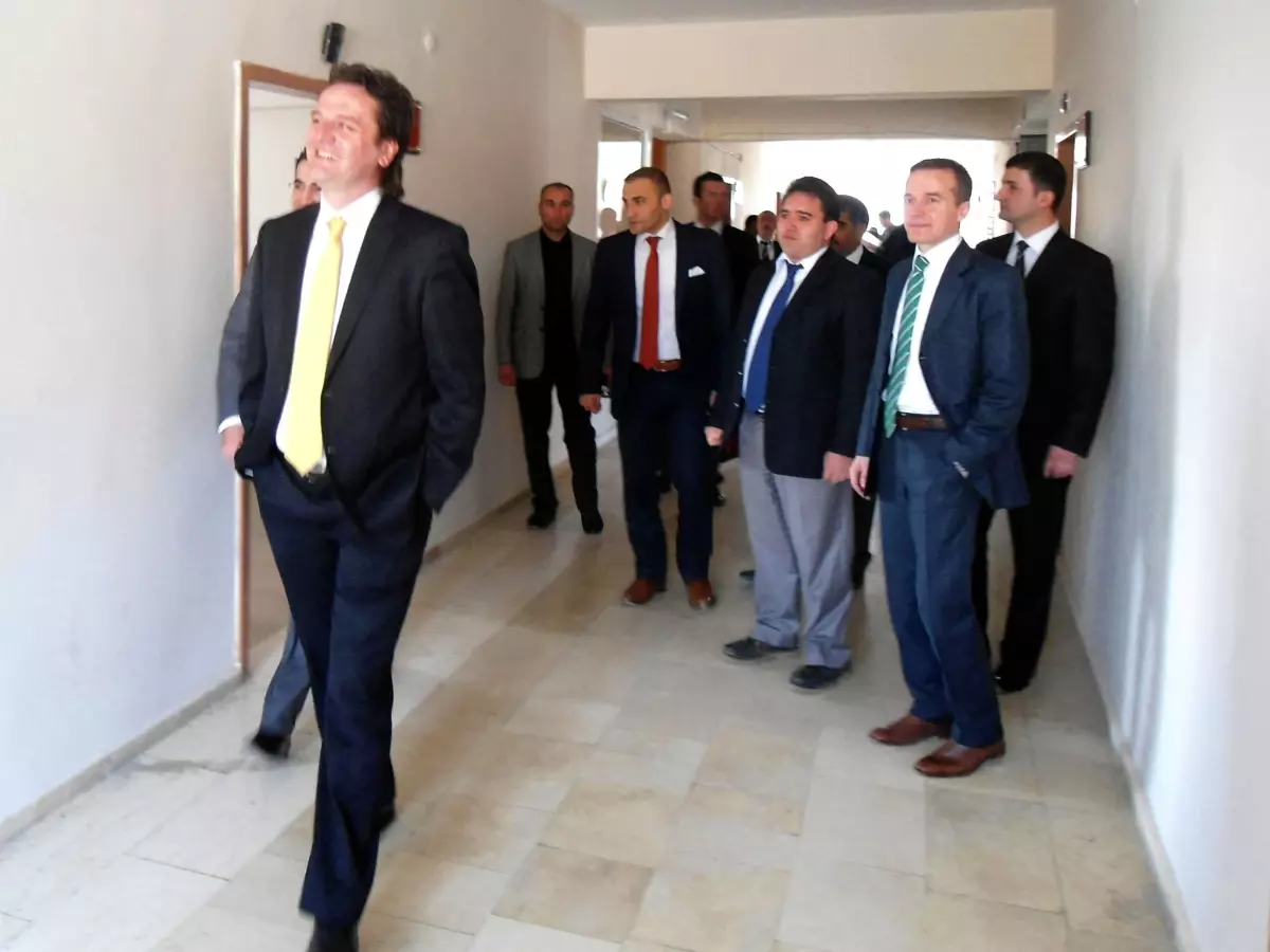 Van Cumhuriyet Başsavcısı Osman Nuri Güler Gürpınar\'da