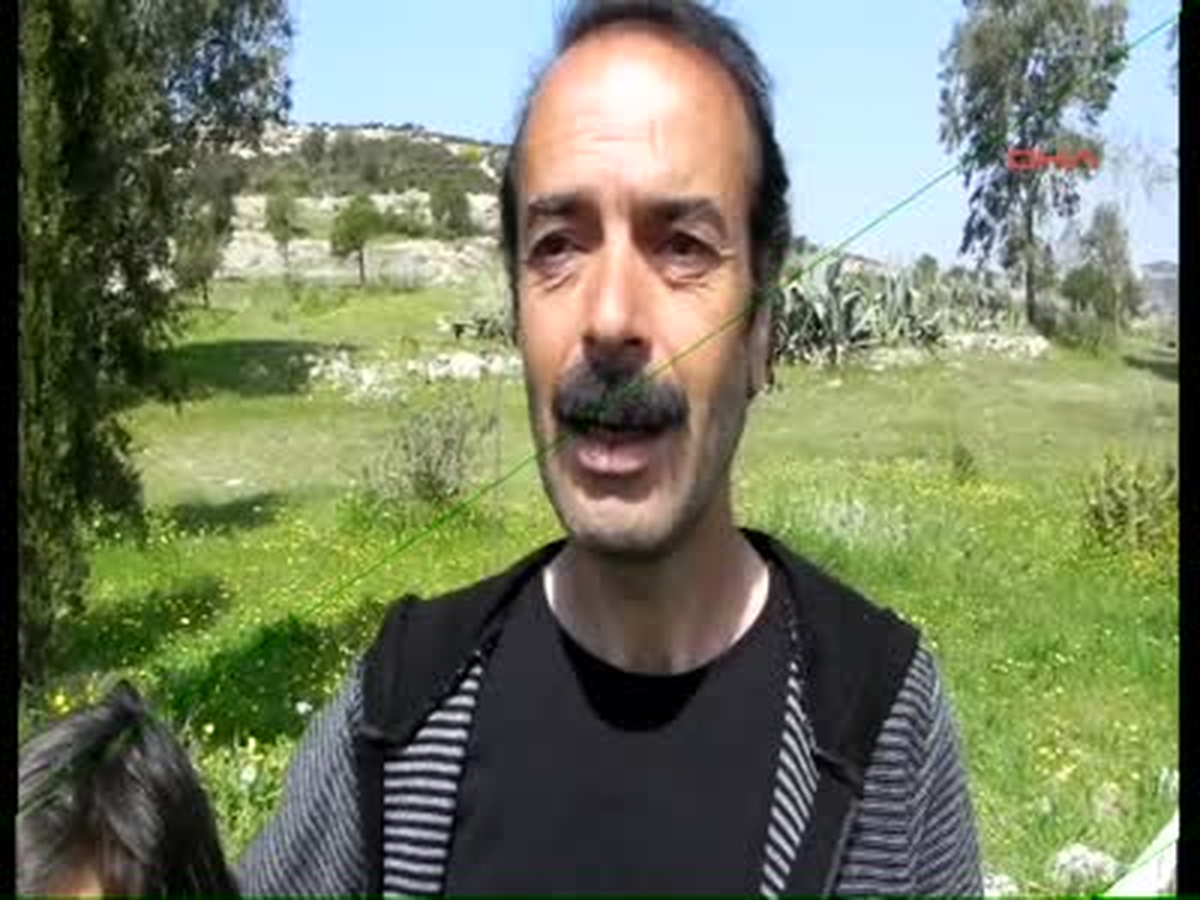 Van\'lı Depremzedeler \'Mutsuz ve Umutsuz\'