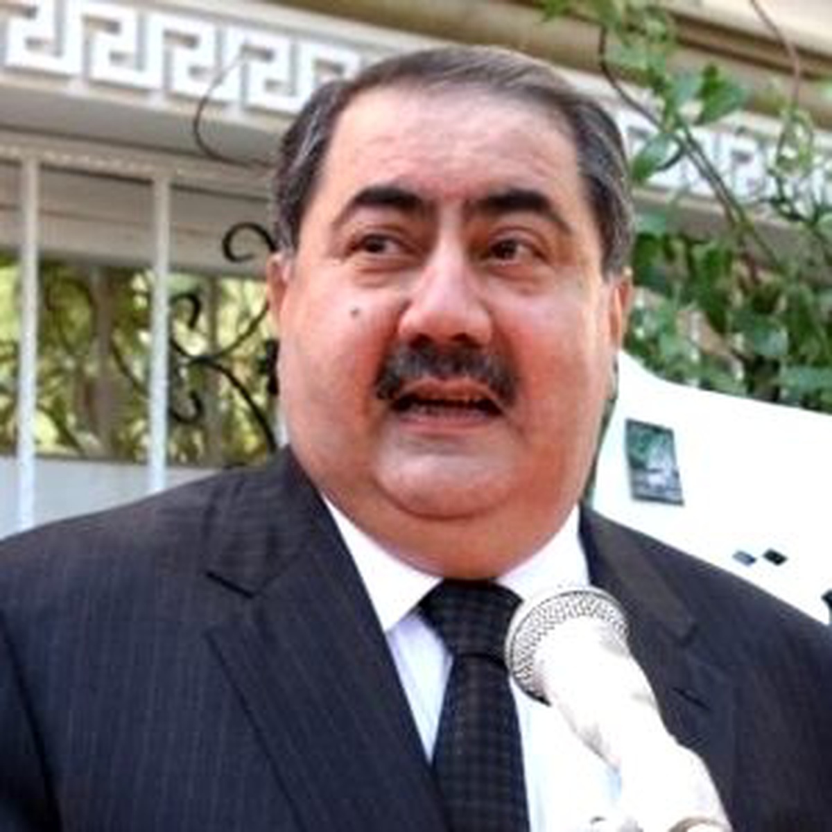 Zebari: Suriye\'de Akan Kan ve Yaşanan Duruma Tarafsız Kalamayız