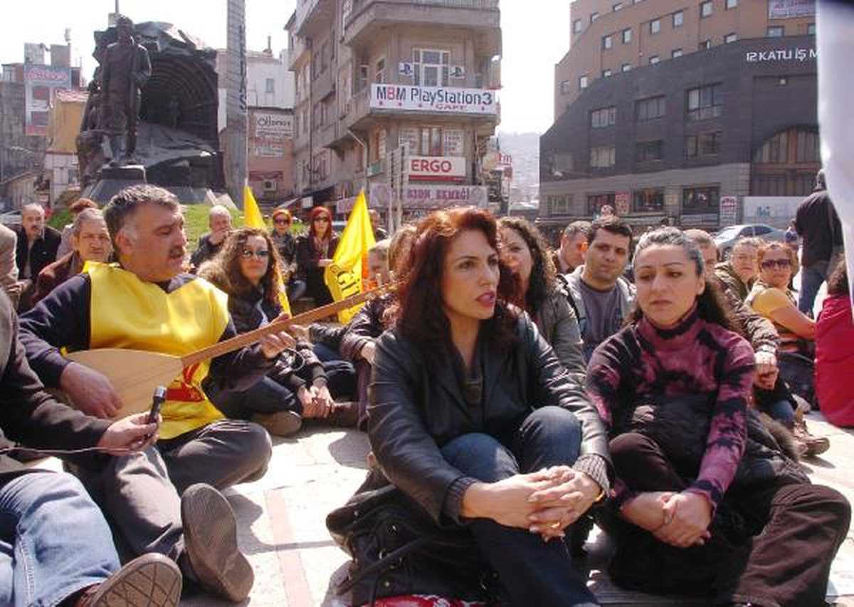 Zonguldak\'ta Sazlı Sözlü \'4+4+4\' Eylemi
