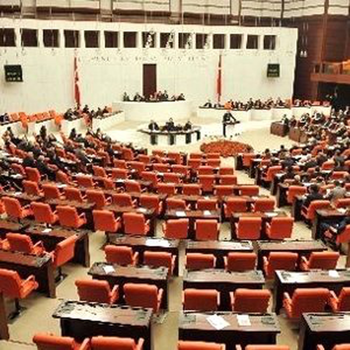 Zorunlu Eğitimi 12 Yıla Çıkaran Teklif Genel Kurul'da