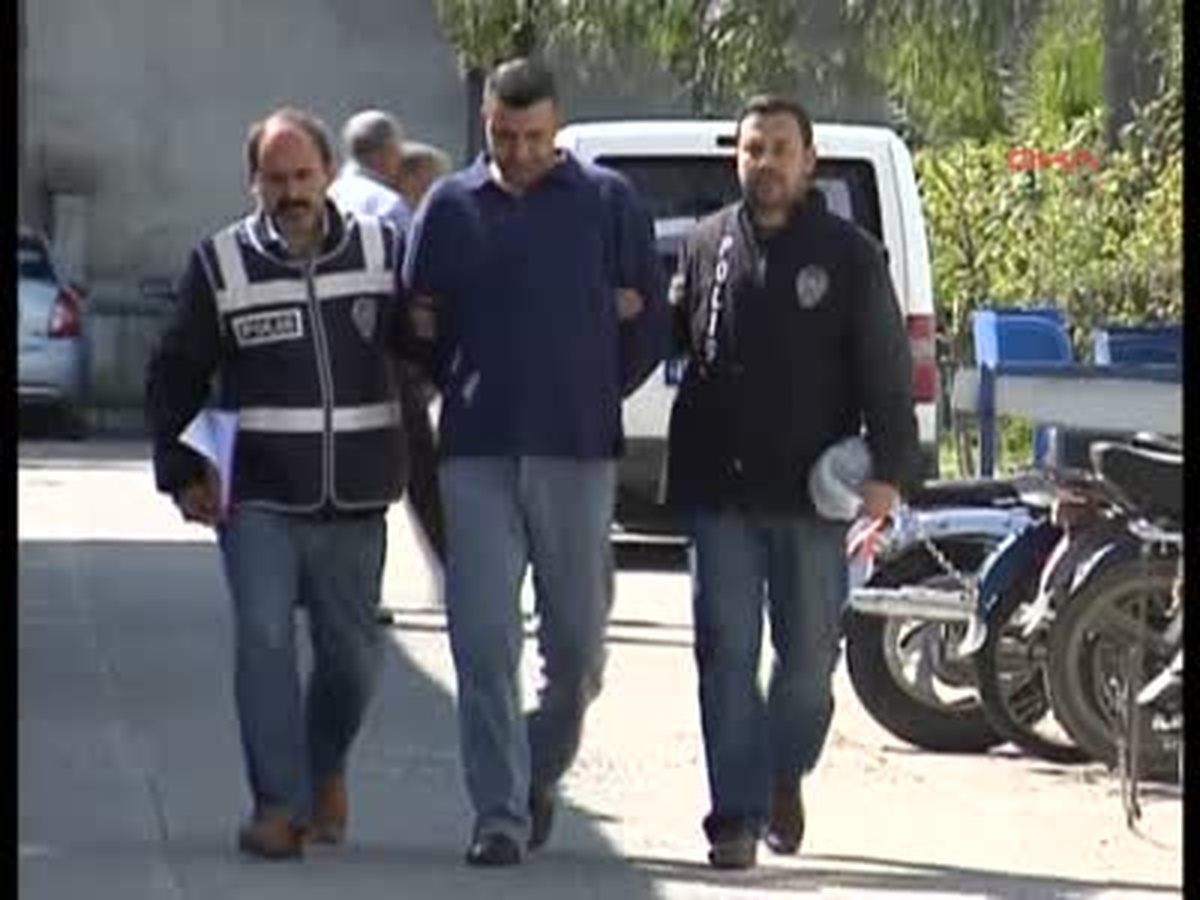 20 Yıllık Öğretmen, Öğrencisine Sınıfta Cinsel Tacizden Tutuklandı