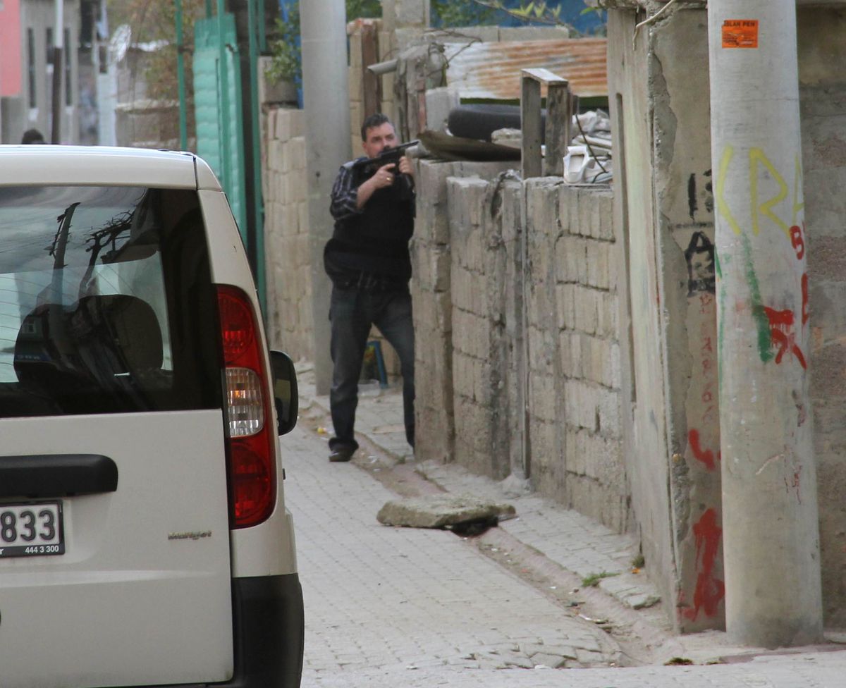 Adana\'da Hizbullah Operasyonu