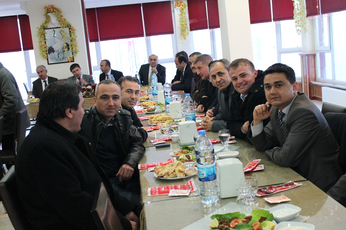 Aile ve Sosyal Politikalar Bakanlığı Müşavirliğine Atanan Tunçal'a Veda Yemeği Verildi
