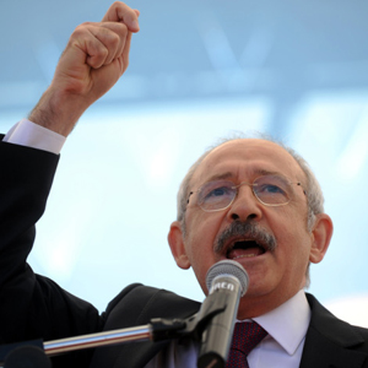 "AKP Kuran\'ı Yolsuzluklara Alet Etti"