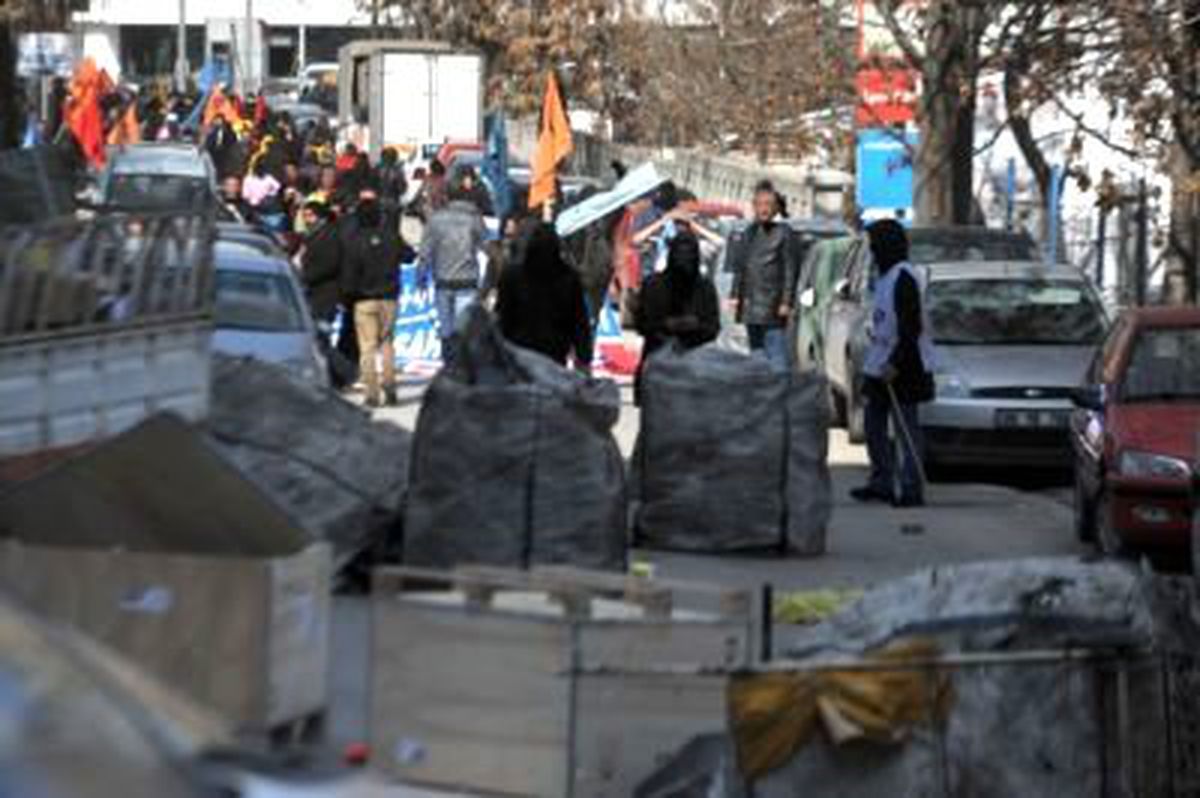 Ankara\'daki 4+4+4 Protestosuna Polis Müdahalesi