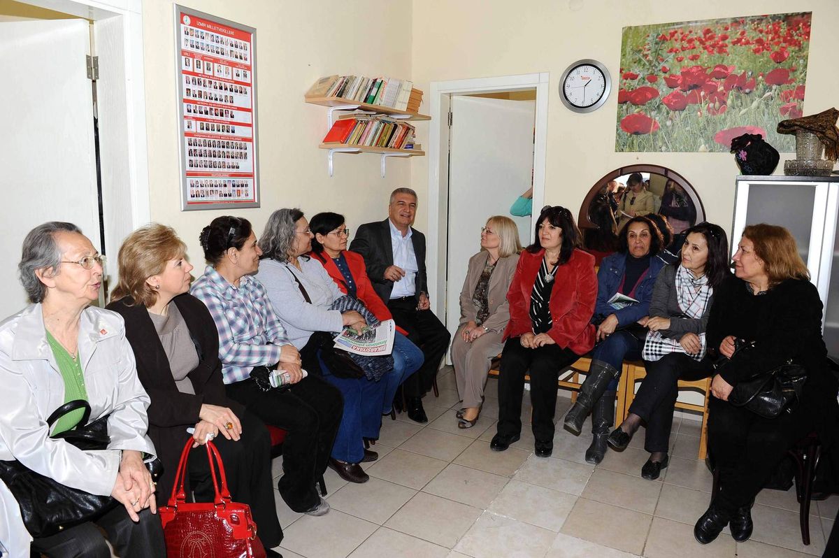 Başkan Durak'ın Karşıyakalı Kadın Kahramanları