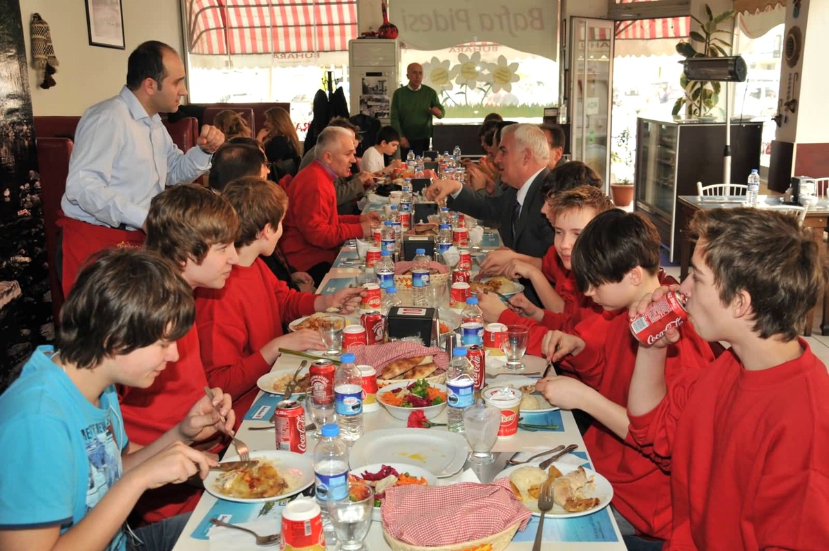 Başkan Şahin Scc Berlin Hentbol Takımı'nı Ağırladı