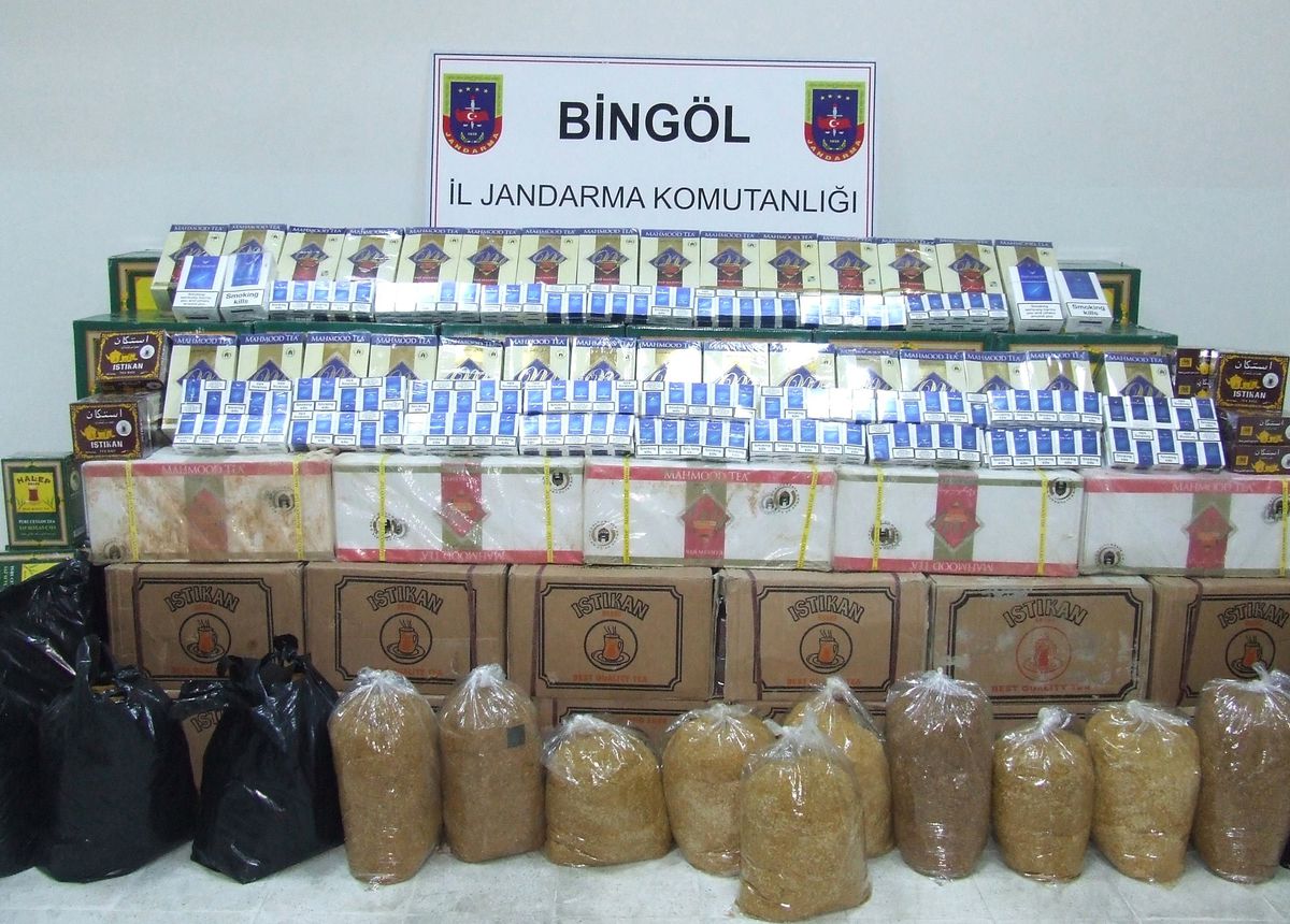 Bingöl\'de Kaçak Sigara, Çay ve Tütün Ele Geçirildi