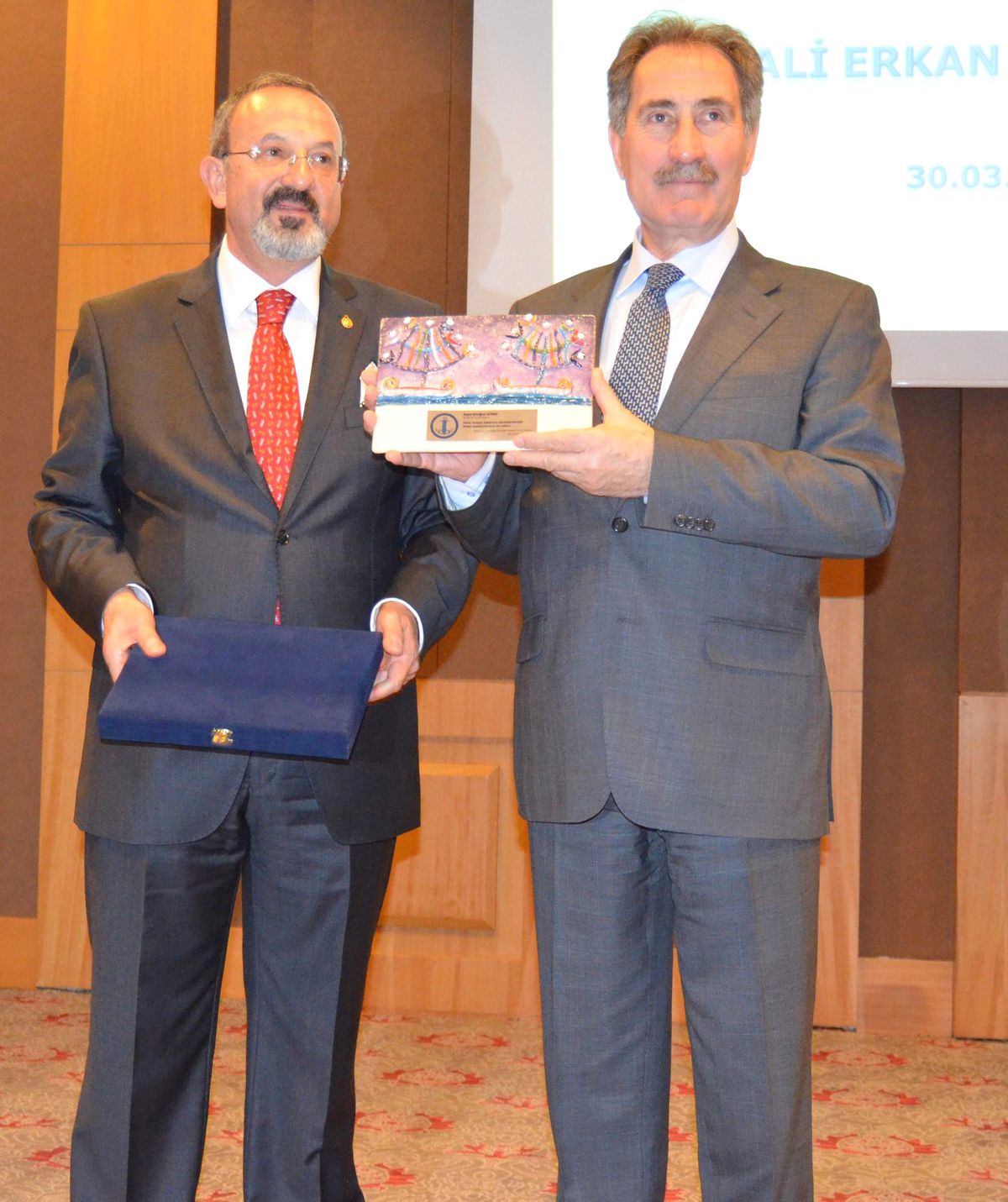 Büroktatik Engeller Ortadan Kalkıyor