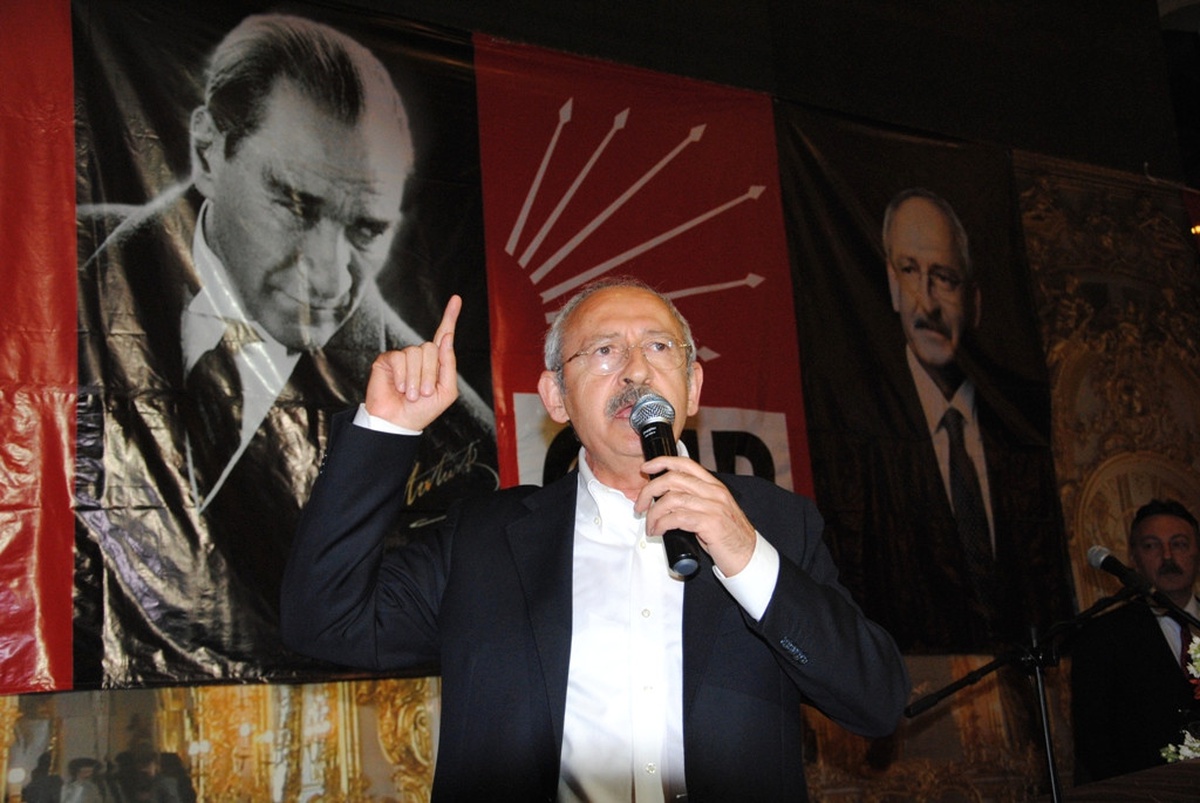 CHP Lideri Kılıçdaroğlu\'nun İzmir Ziyareti