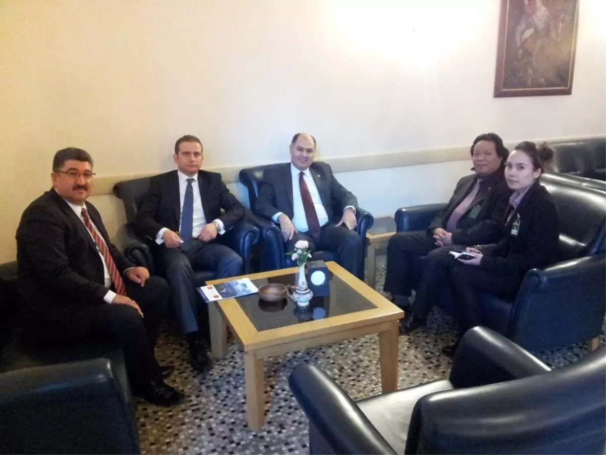 Çinlilerden Milletvekillerine Ziyaret