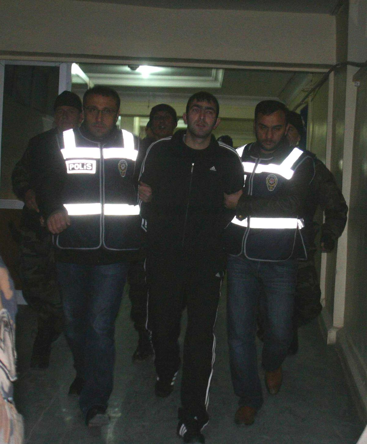 Emniyet Müdürlüğü Önündeki Kaleşnikoflu Saldırının Son Şüphelisi de Yakalandı