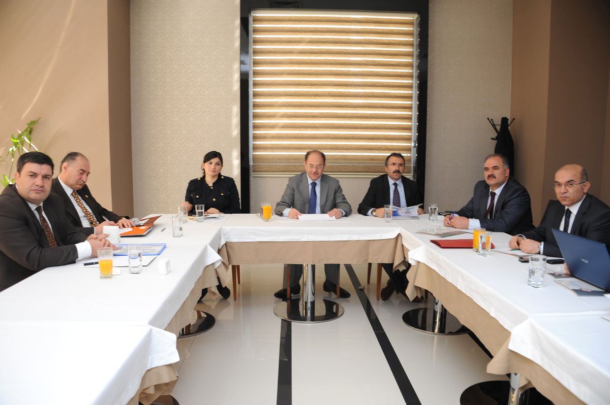 Erzurum'a Hizmetler Değerlendirildi