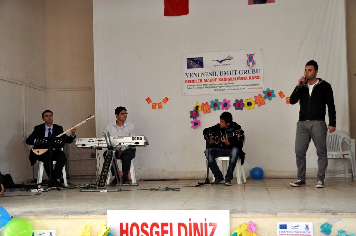 Gençler, Madde Bağımlılığına Karşı