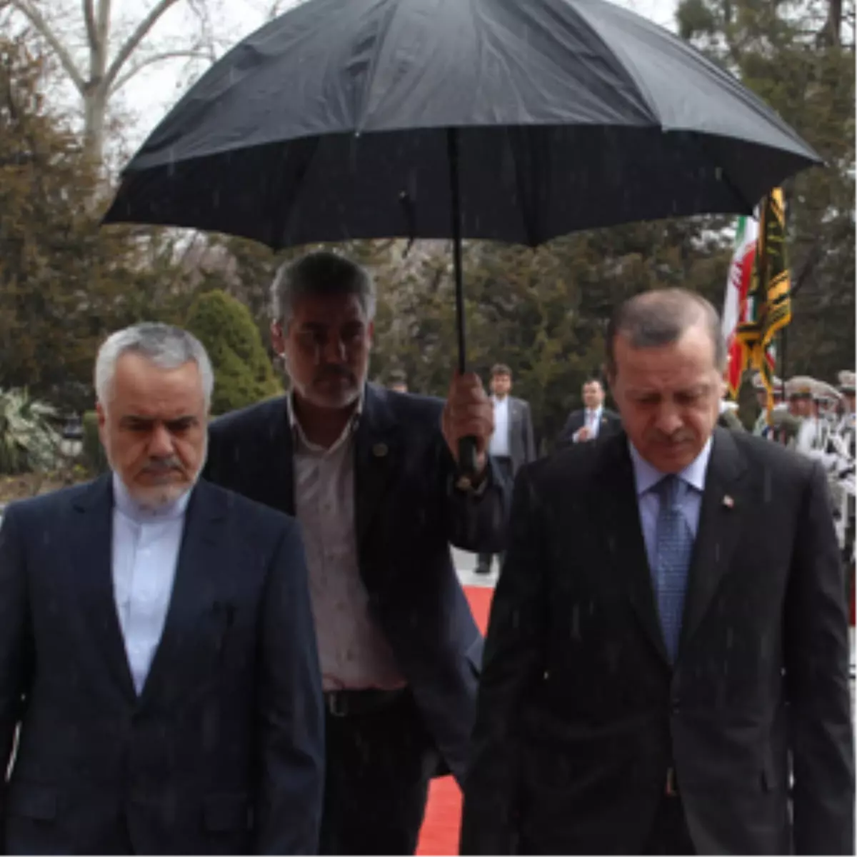 İran\'da Gündem; Erdoğan\'la Gelen Yağmur