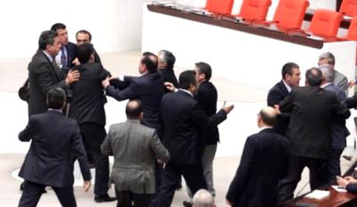 Meclis\'te "Ah Yavrum" Tartışması