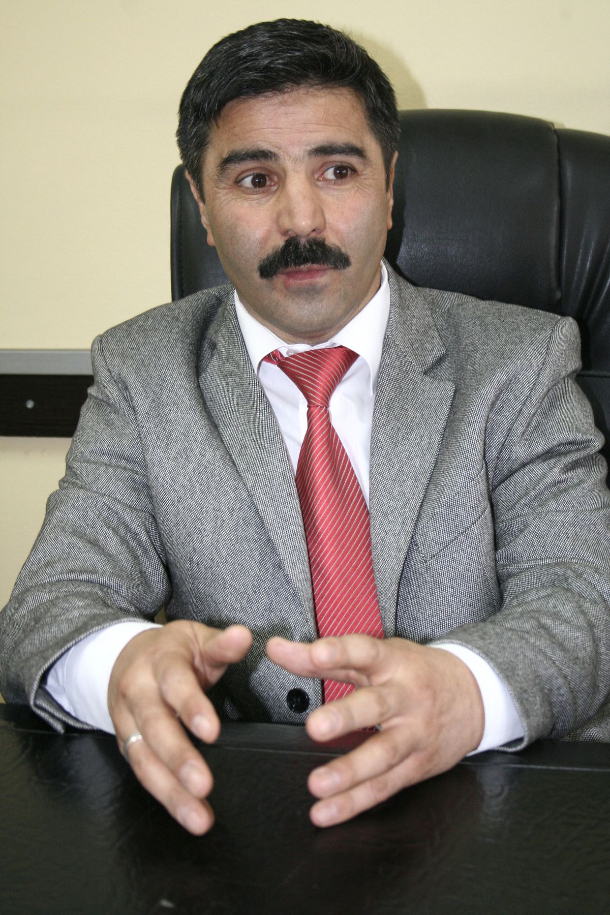 Milli Eğitim Müdürü Özbek, Ygs Sınavına Girecek Öğrencilere Başarılar Diledi