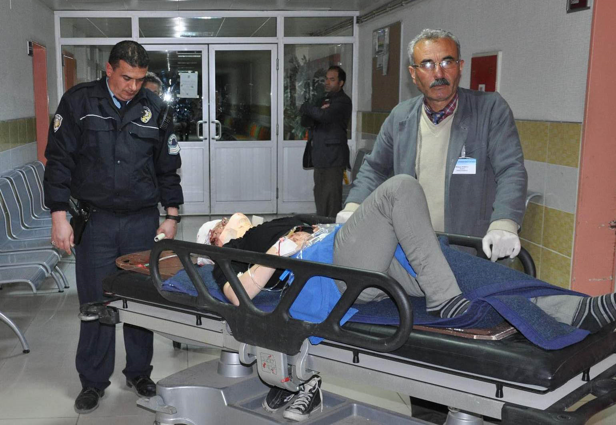Otomobil Şarampole Yuvarlandı: 1 Ölü
