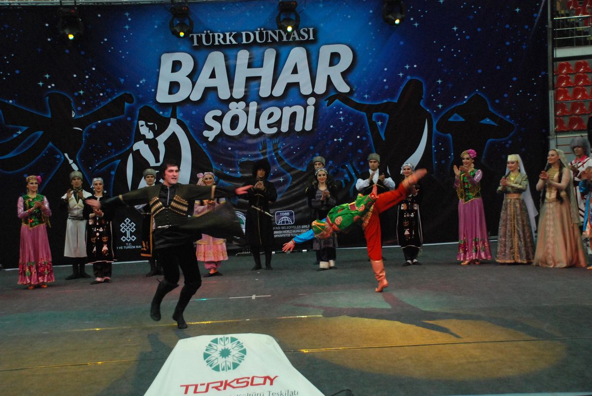 Rengarenk Bahar Şöleni