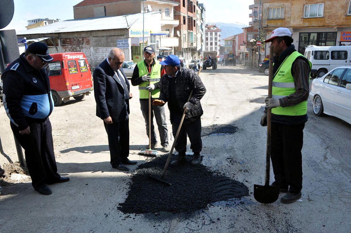 Suşehri Belediyesi Asfalt Çalışması Yaptı