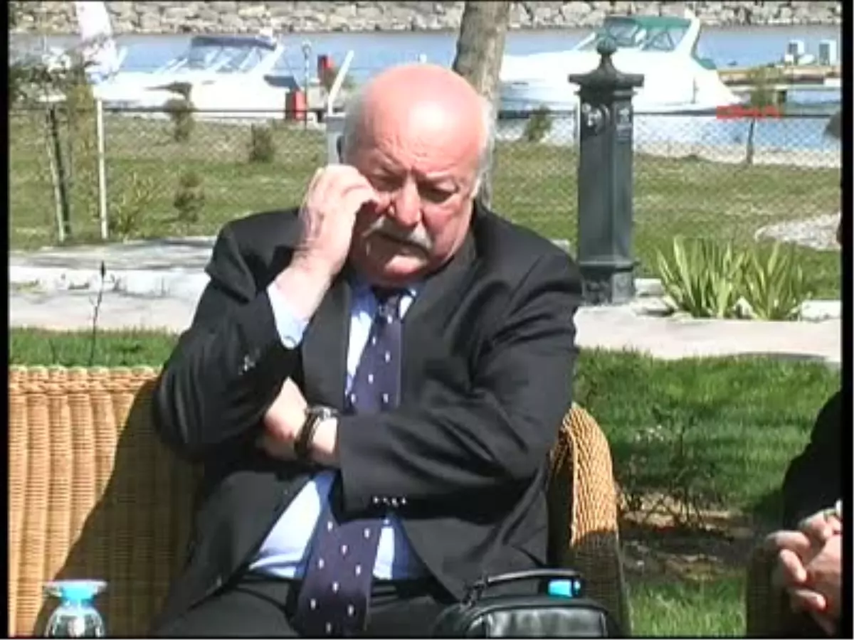 Trabzonspor Başkanı Şener: "Sadece Fenerbahçe\'yle Oynuyoruz, Ne Olur Abartmayın"