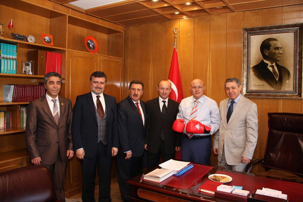 Türkiye Boks Federasyonu Başkanı Eyüp Gözgeç Trabzon\'da