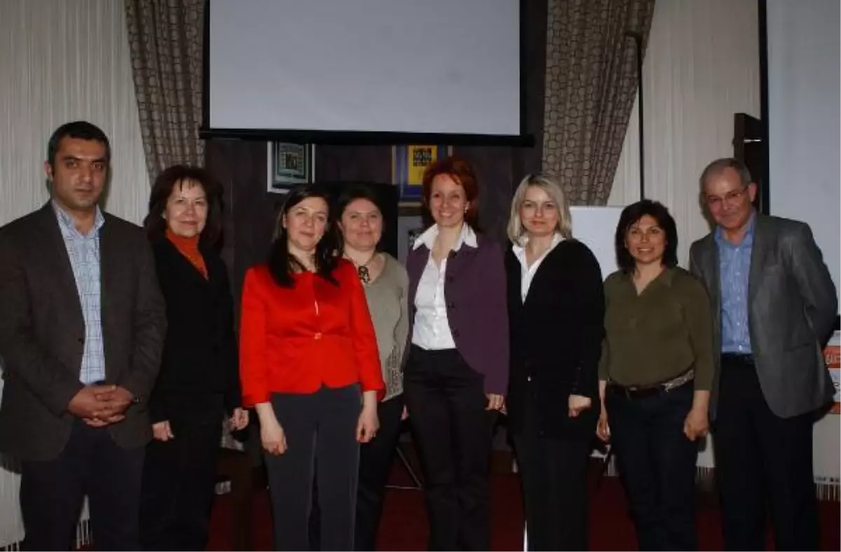 Türkiye'nin Dahilerini Arıyorlar