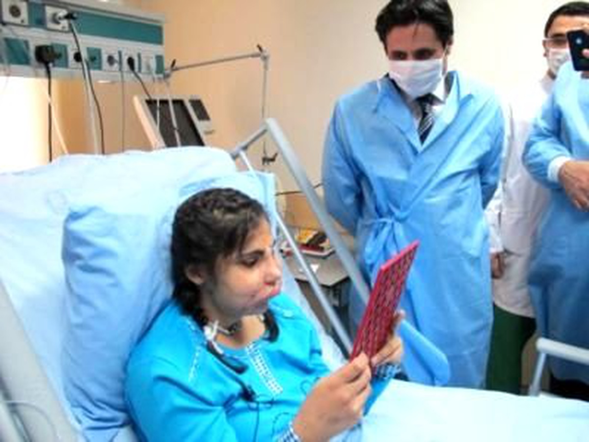 Türkiye\'nin Üçüncü Yüz Naklinin Yapıldığı Hatice Nergis Yeni Yüzünü Beğendi