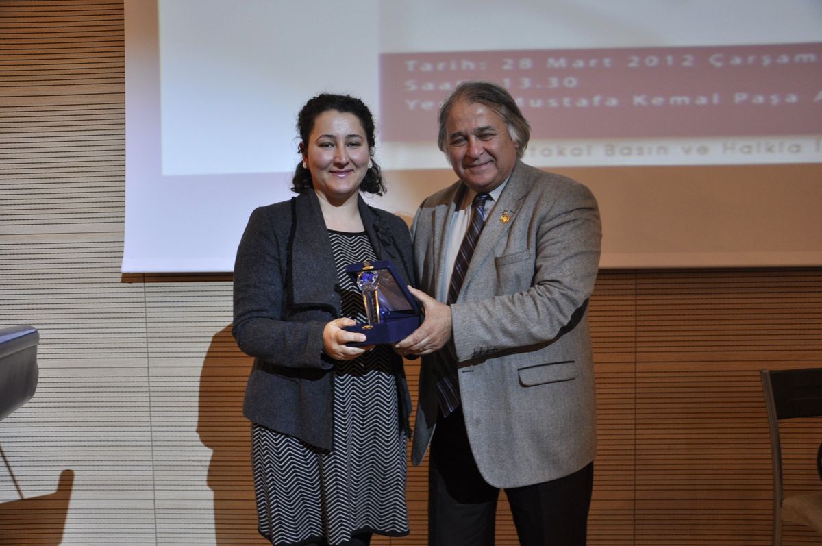 Uşak Üniversitesi\'nde \'Fotovoltaik Uygulamaları\' Konulu Konferans