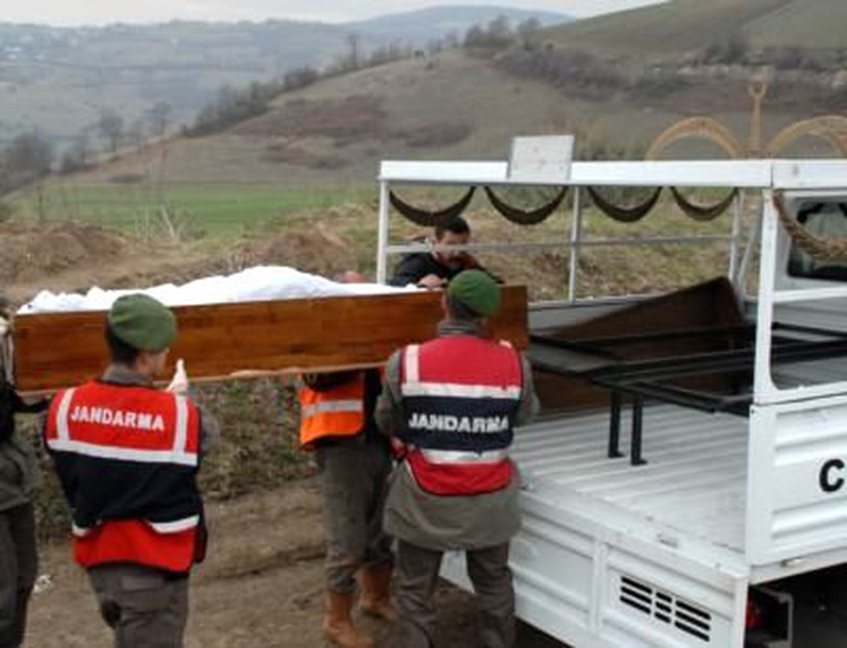 Vahşet, Otopside Ortaya Çıktı
