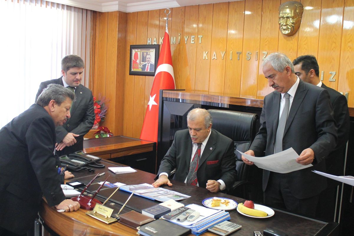 Yozgat Valisi Şentürk Akdağmadeni\'nde İncelemelerde Bulundu