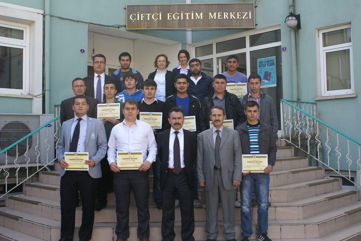 12 Genç Çiftçi Sertifikasını Aldı