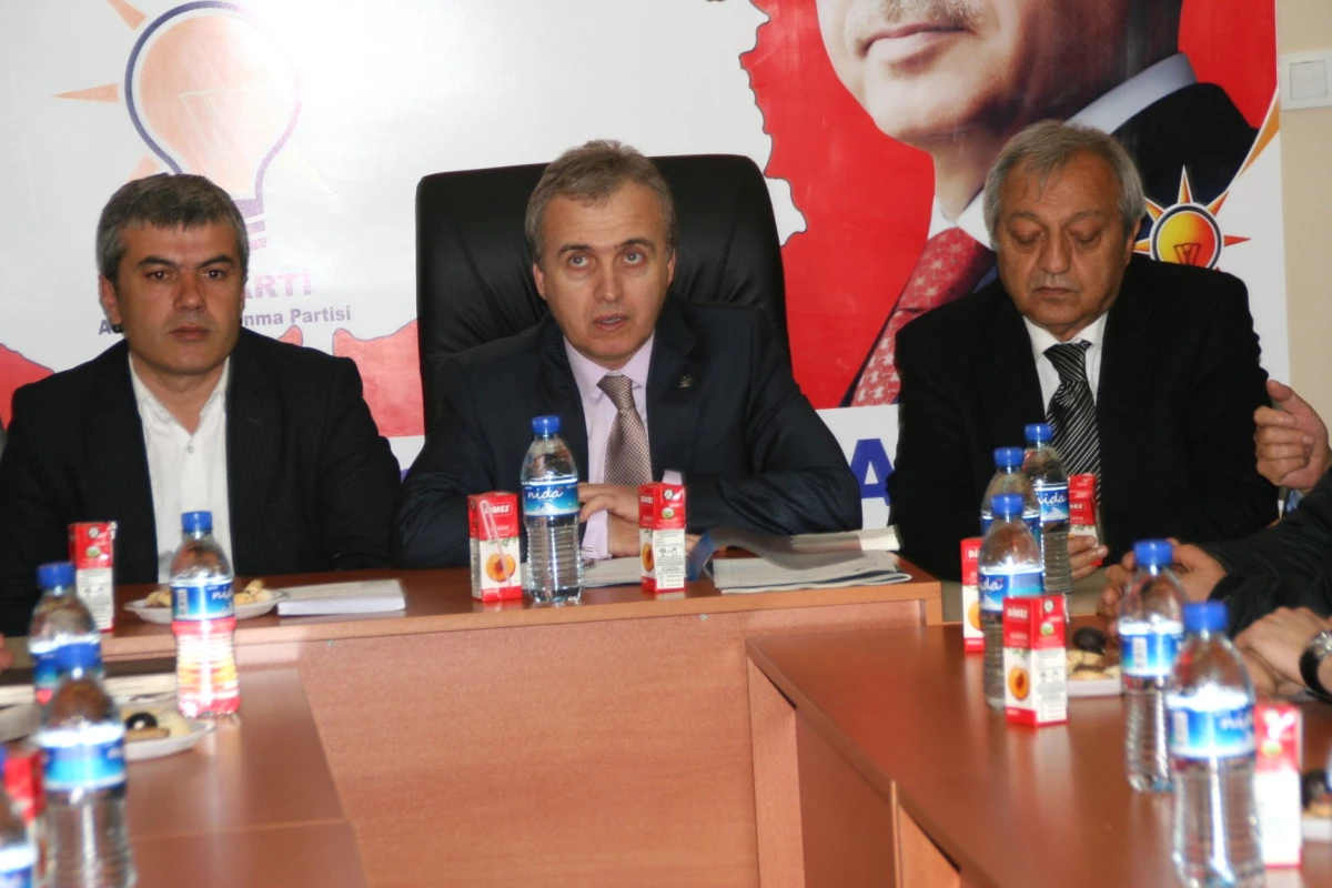 AK Parti İl Başkanından Devrek İlçe Yönetimine Ziyaret