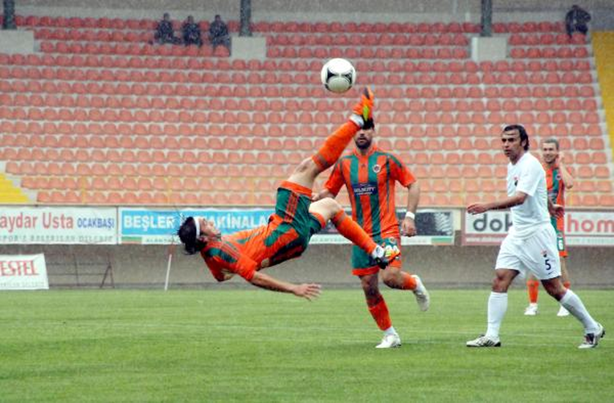 Alanyaspor - Körfez Futbol Kulübü: 2-1