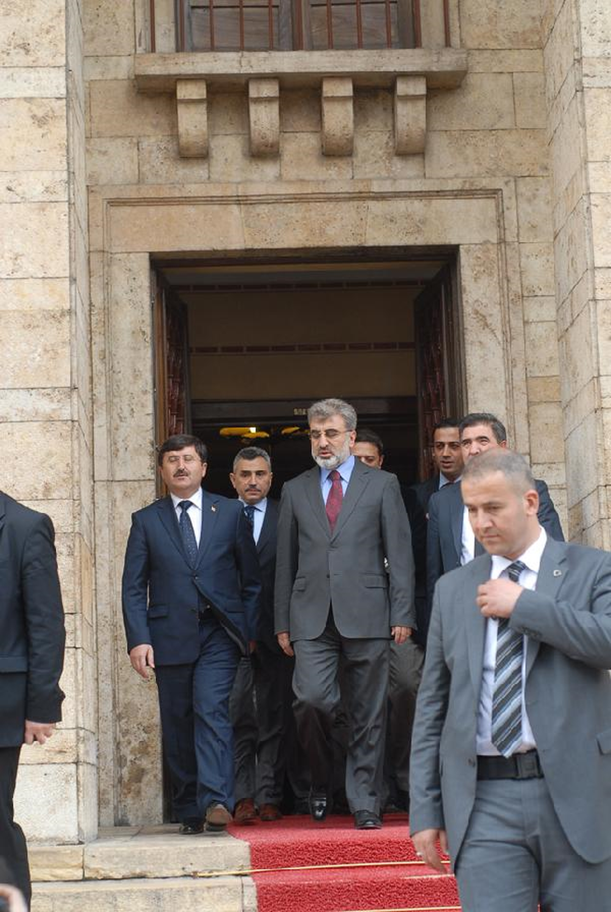 Bakan Yıldız : İran\'dan Ham Petrol Alma ile Libya\'dan Alma Arasında Fiyat Farkı Olmaz (2)