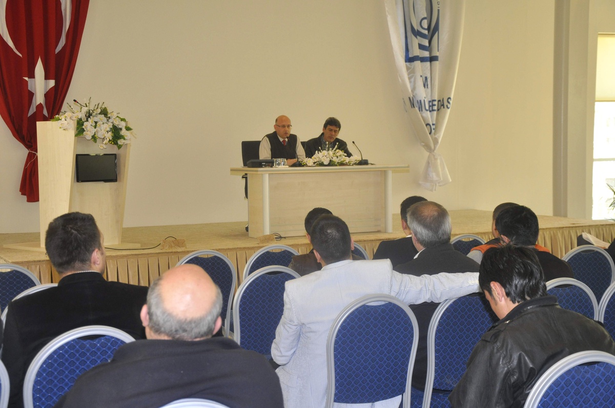 Beyşehir'de Kanal Boylarında Oltaya Yasak Yok
