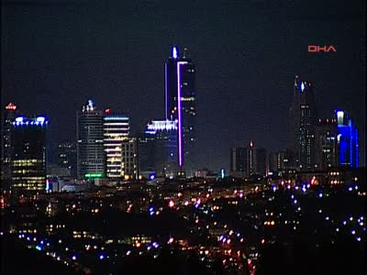 Boğaziçi Köprüsü Bir Saat Karardı