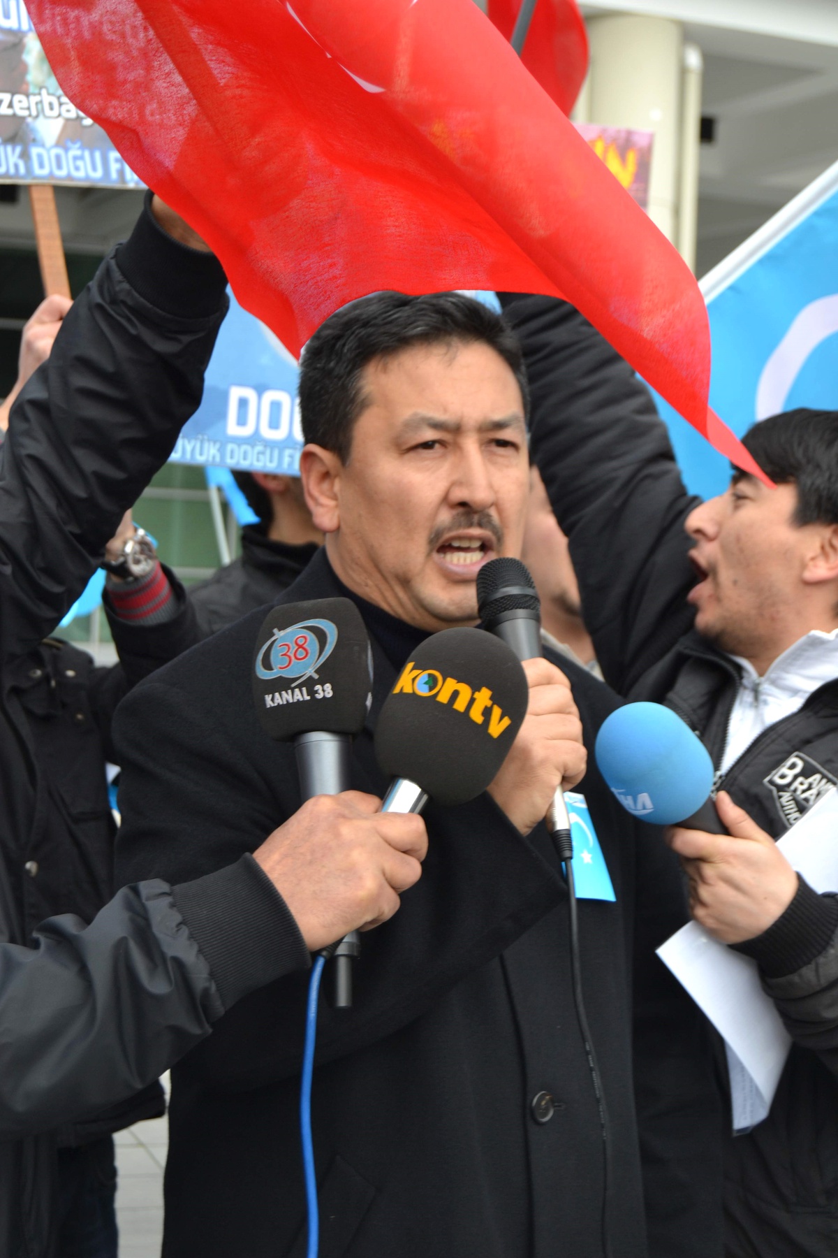 Doğu Türkistan Kültür ve Dayanışma Derneği Çin'i Protesto Etti