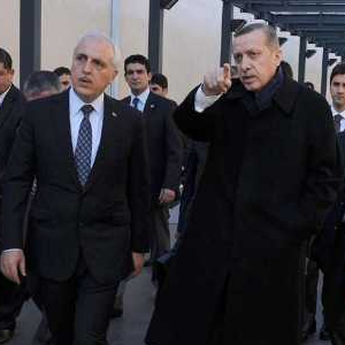 Erdoğan\'dan Ayaküstü Toplantı