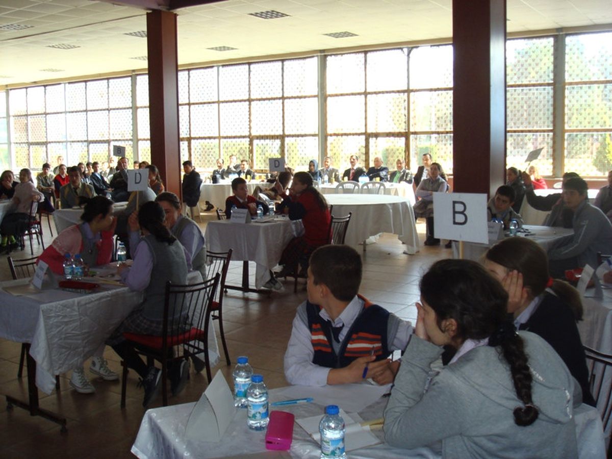Erenler\'de Okullar Arası Bilgi ve Kültür Yarışması