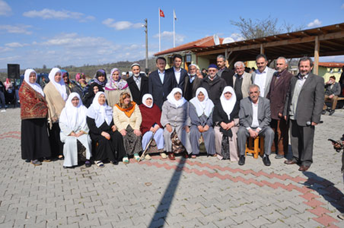 Karabalık, Uzuntarlalı Umrecilerle