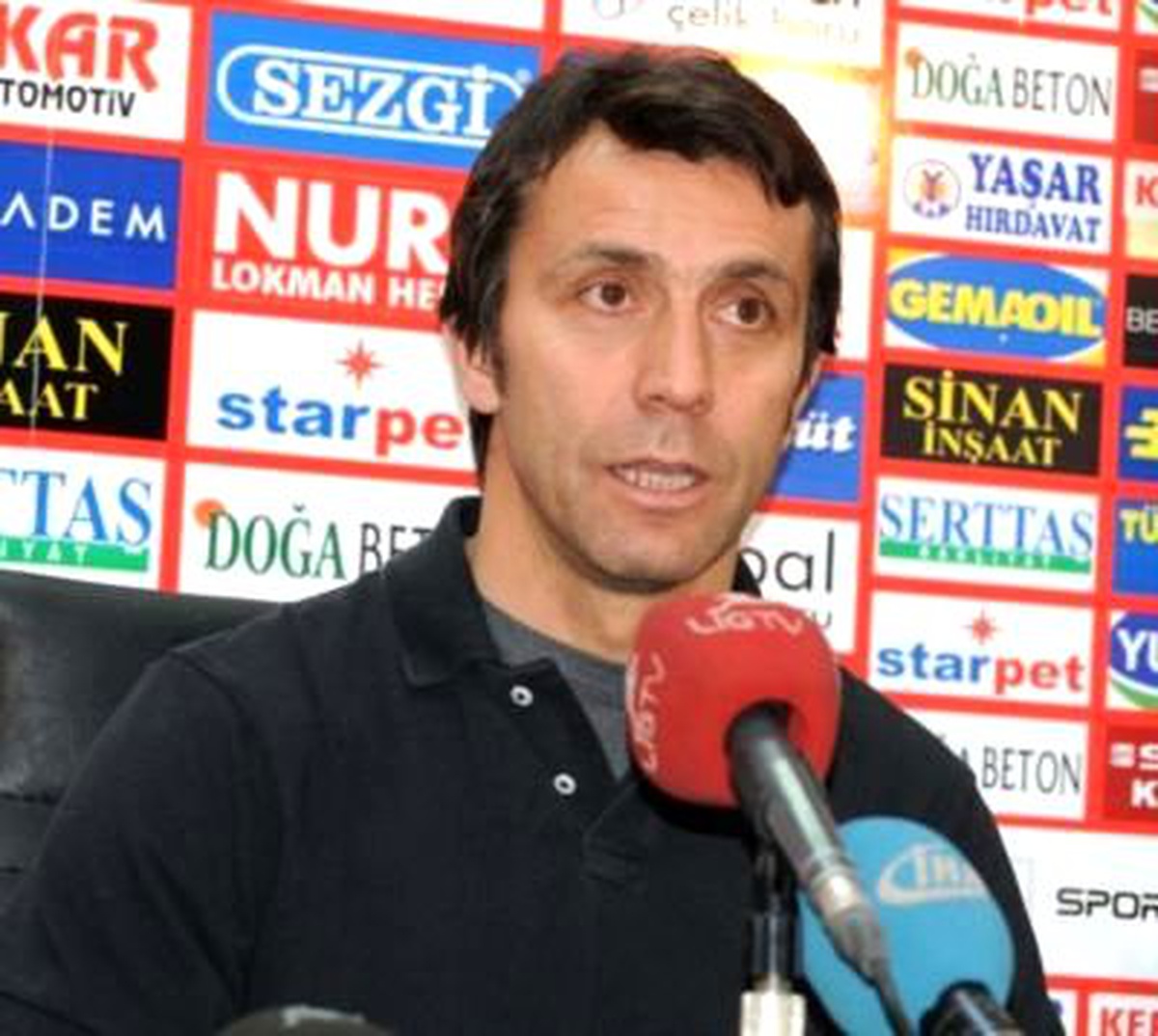 Kardemir Karabükspor Teknik Direktörü Korkmaz."Hedefine Ulaşmış Bir Takım Olsak da...