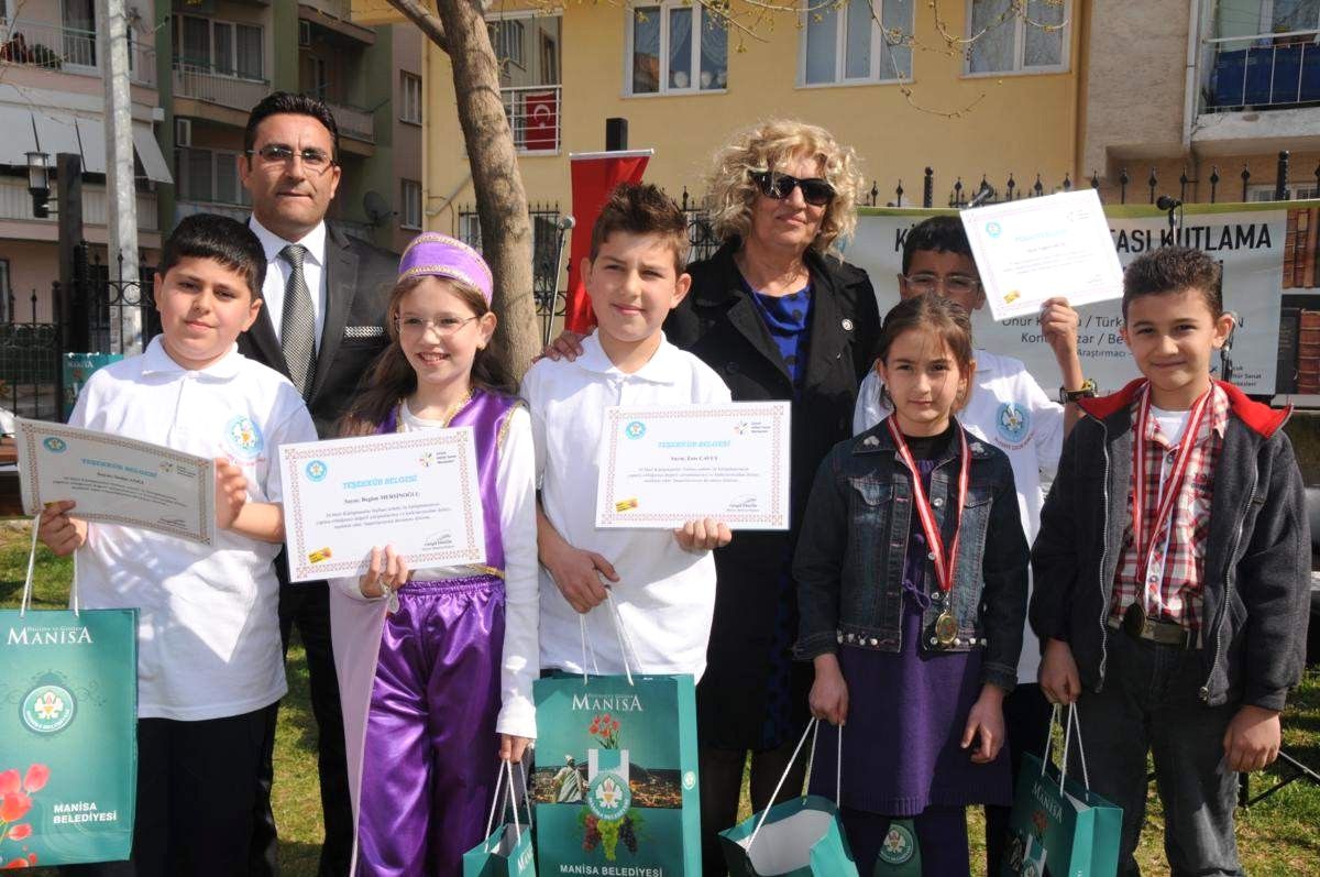 Minikler Kütüphaneler Haftası'nı Kutladı