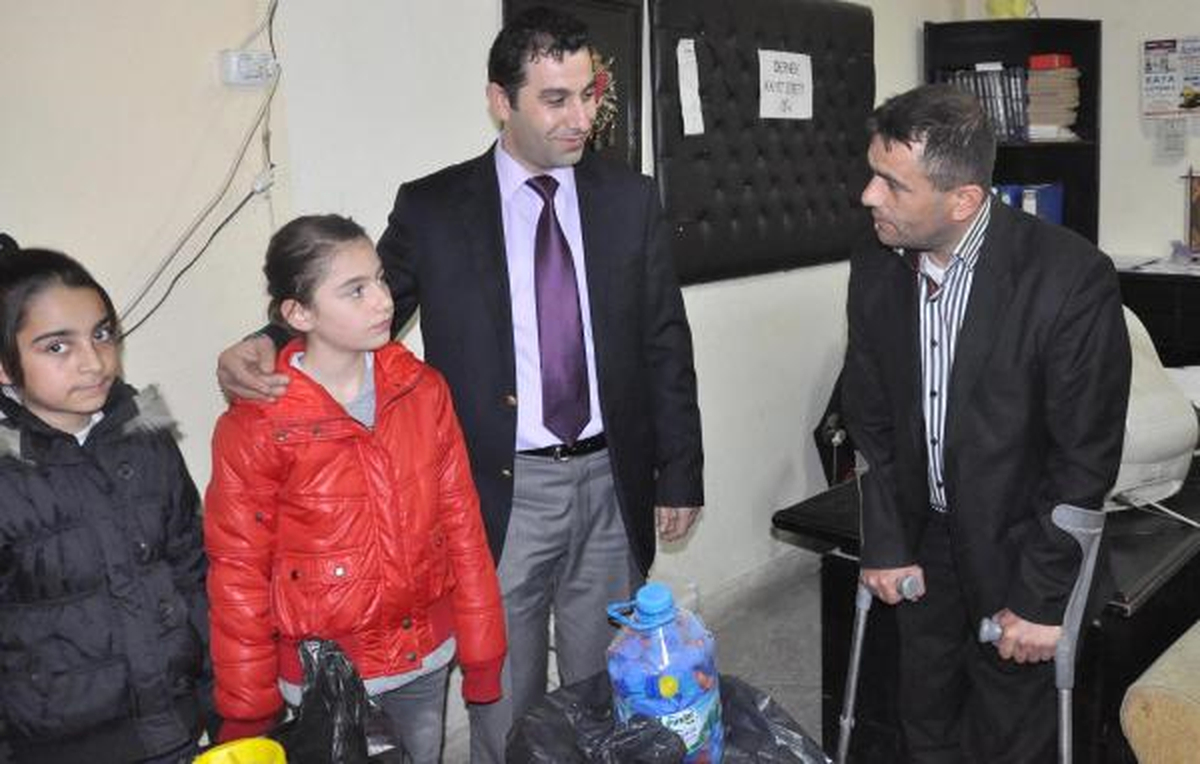 Öğrencilerden Engelliler İçin 100 Bin Mavi Kapak