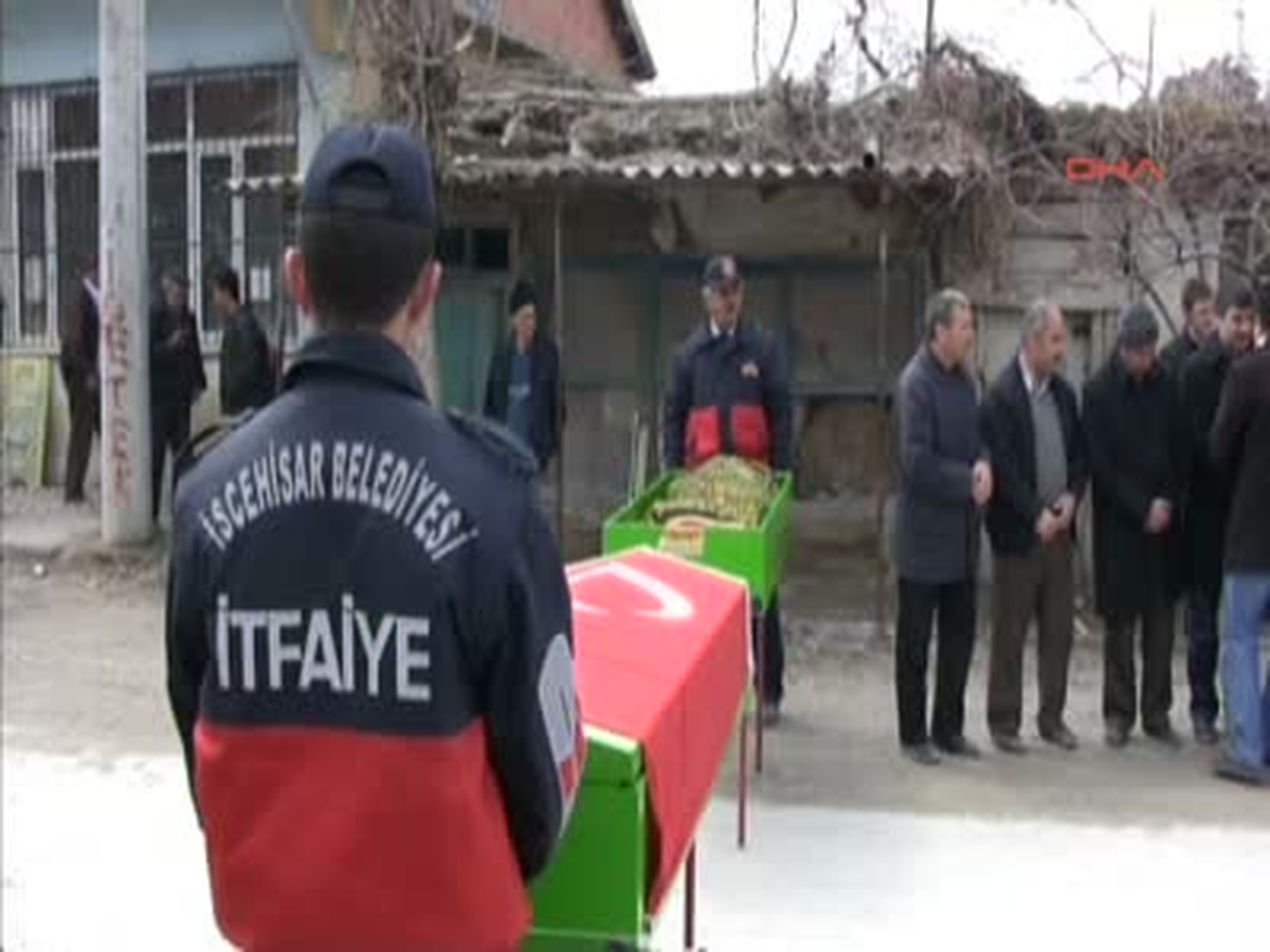 Baba Oğul Birlikte Defnedildi