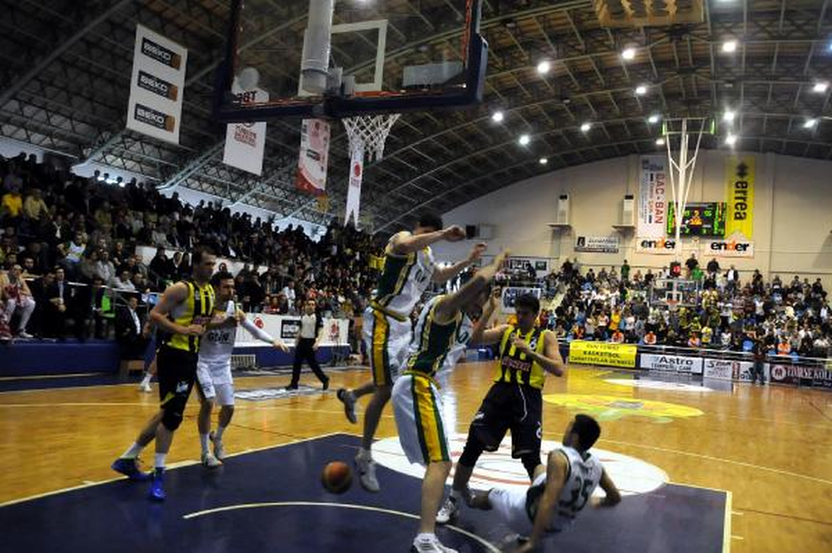 Olin Edirne - Fenerbahçe Ülker: 48-81
