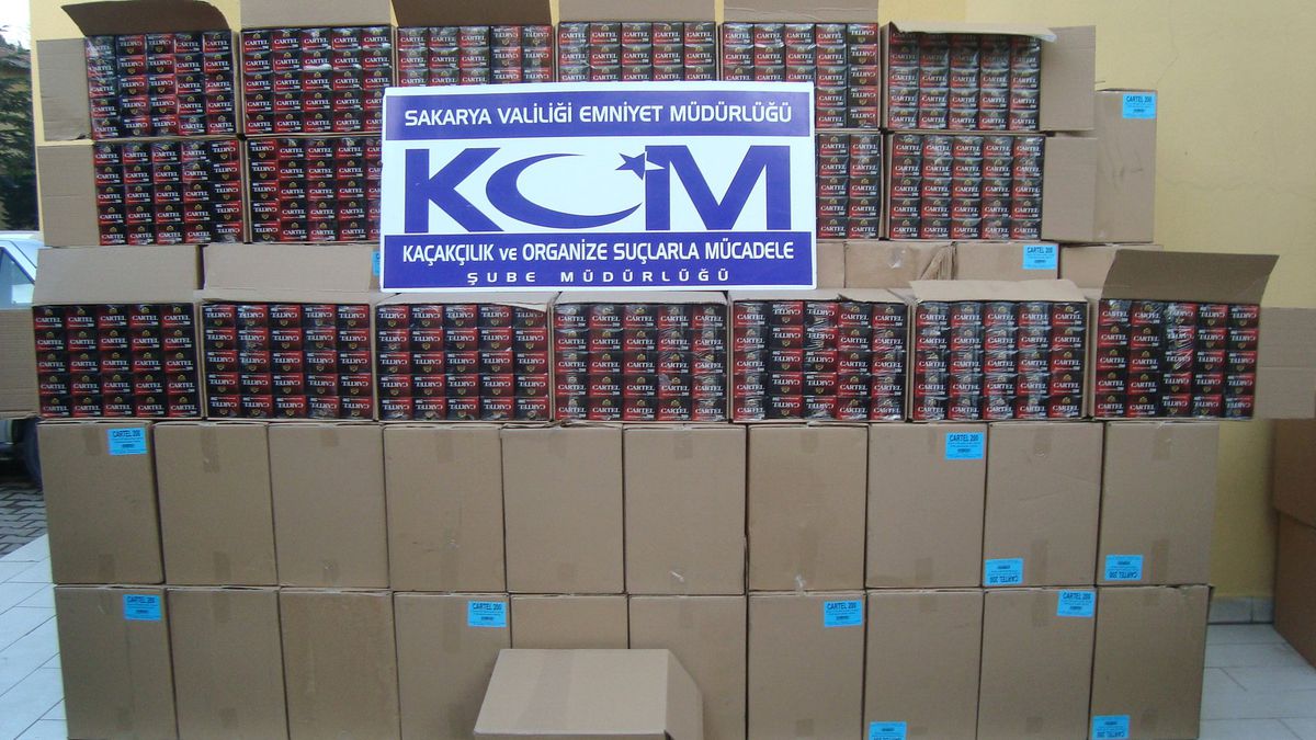 Sakarya\'da Kaçak Sigara Operasyonu